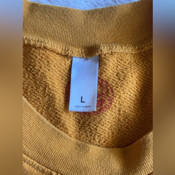 Lucky Fish 3 Leaping Tigers Sweatshirt - Picture 7 of 8